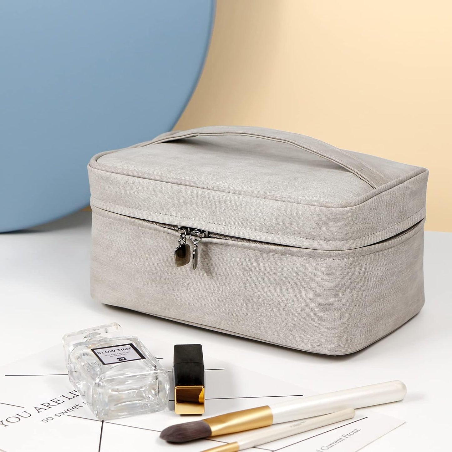 Makeup Bag Travel Cosmetic Bag Makeup Organizer Bag Travel Make up Bag Waterproof Make up Organizer Bag Makeup Bags for Women Girls.(Grey)
